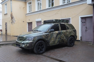 Новини Вінниці / Вінниця підтримує фронт: двом бригадам передали три позашляховики