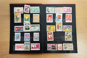 Новини Вінниці / Вінницькі митники вилучили в іноземця альбом із 88 марками тематики «VIET NAM»