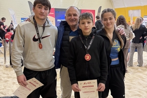 Новини Вінниці / Вінницькі спортсмени здобули 5 медалей на чемпіонаті України з пляжної боротьби