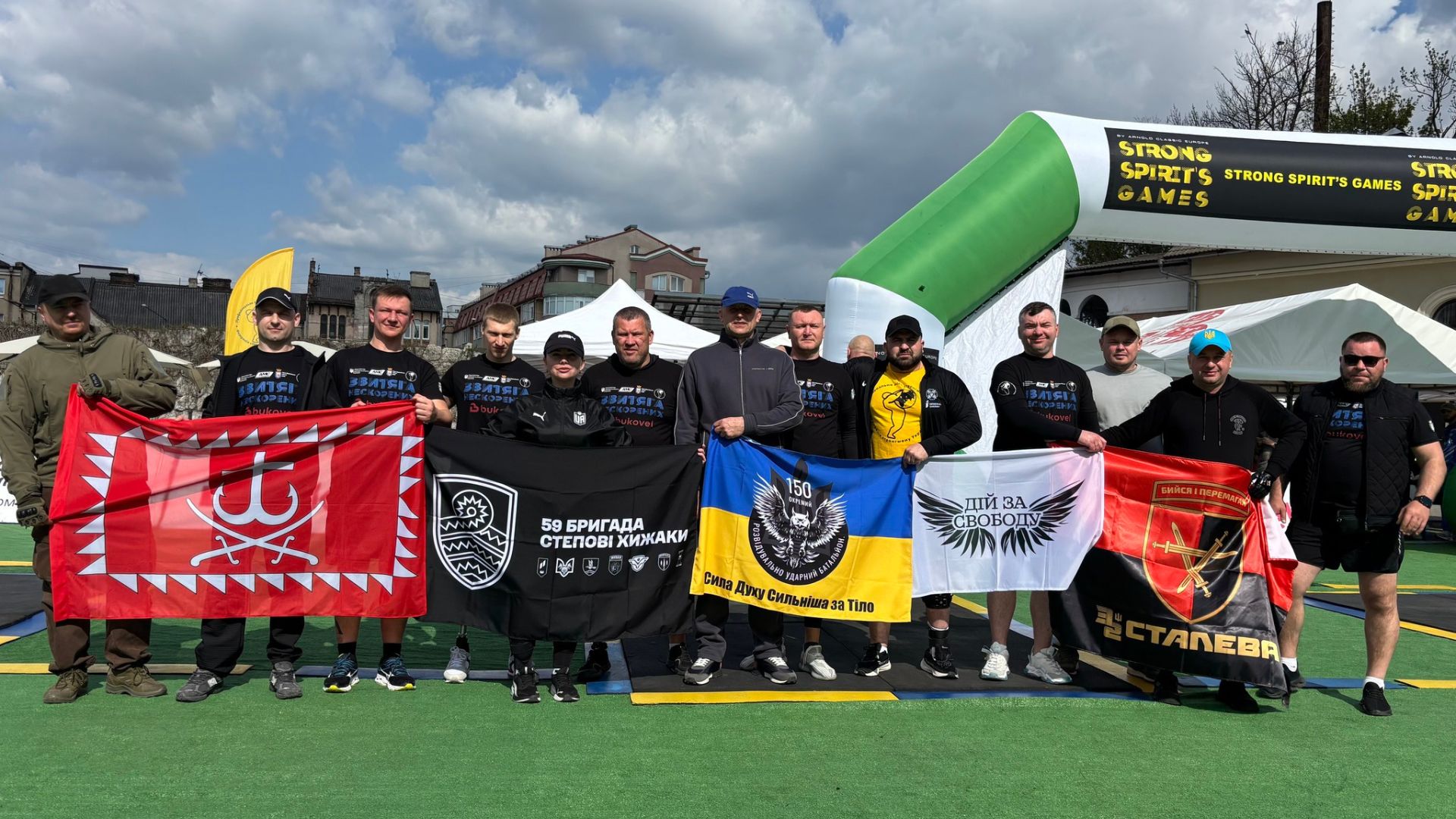 Новини Вінниці / «Вінницькі титани» вибороли 26 медалей на змаганнях «Звитяга Нескорених» в Івано-Франківську